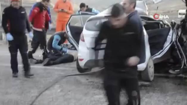 Adıyaman’da tanker ile otomobil çarpıştı: 3 ölü, 4 yaralı