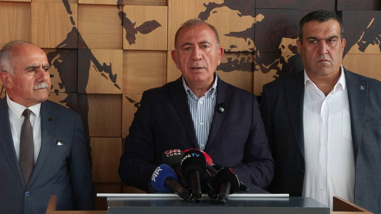 Gürsel Tekin: Kongre tartışmasına girmiyorum, görevimiz yargı kararıyla sonlandırılır – Son Dakika Siyaset Haberleri