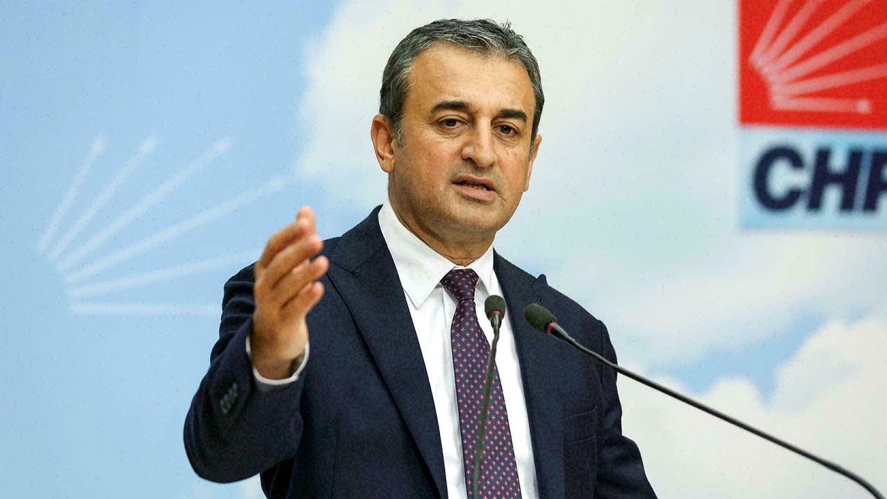 CHP’li Burhanettin Bulut’tan kayyum Gürsel Tekin’e tepki: ”Polis eşliğinde il binasına girmem’ diyen bir kayyum vardı?’ – Son Dakika Siyaset Haberleri