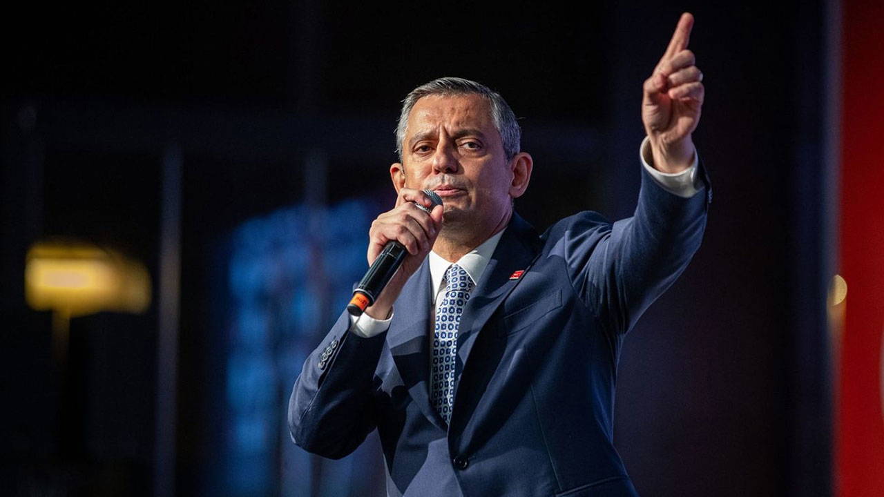 Özgür Özel’den Bahçelievler çağrısı: ‘Bu meydanlar demokrasiyi getirecek’ – Son Dakika Siyaset Haberleri
