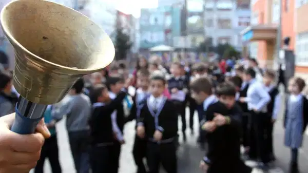 Yeni eğitim-öğretim yılı yarın başlıyor: İlk dersin konusu belli oldu – Son Dakika Siyaset Haberleri