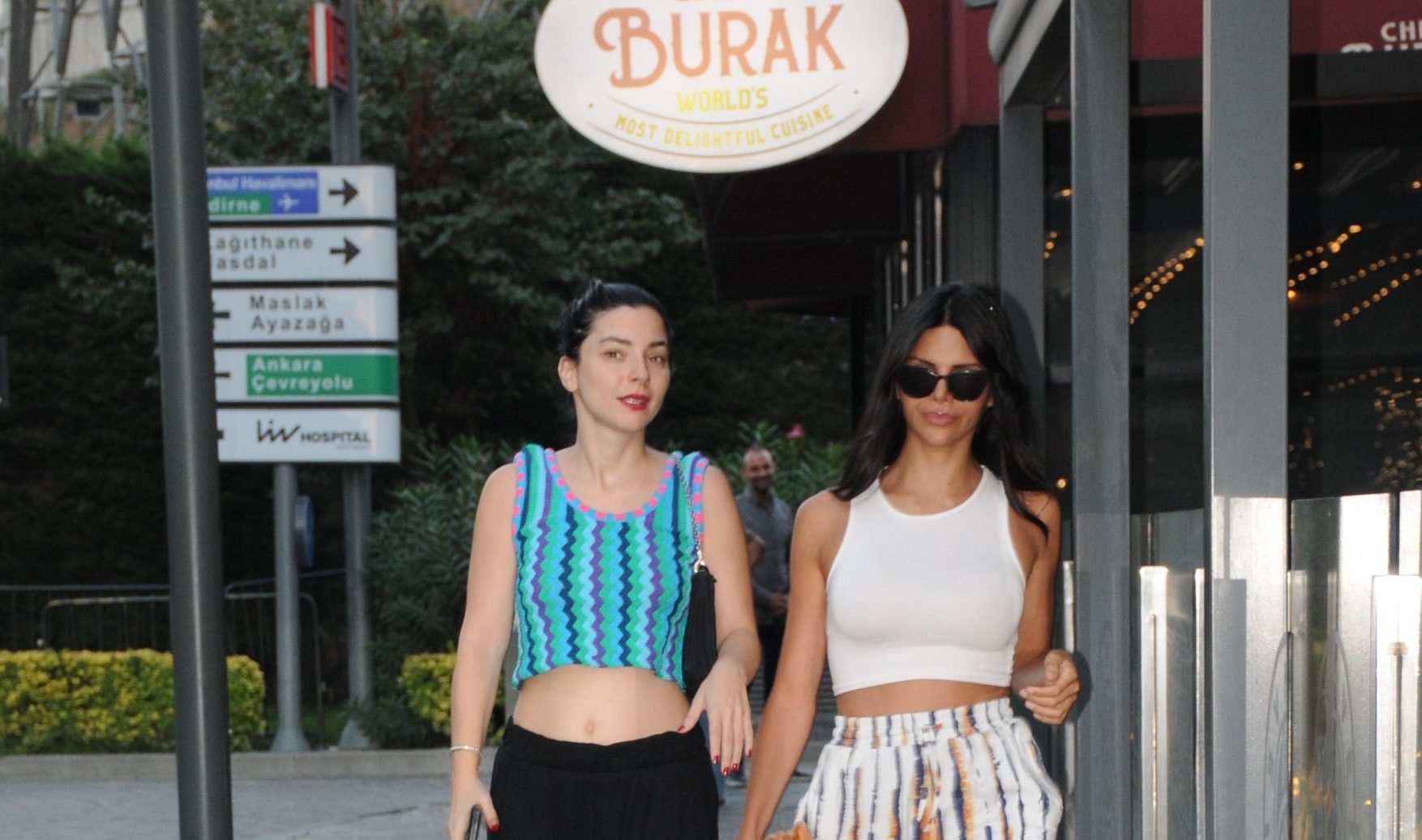 Merve Boluğur güzel havanın tadını çıkardı! Merve Boluğur güzel havanın tadını çıkardı!