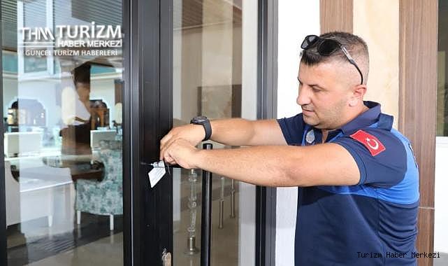Alanya’da 8 turizm işletmesine kilit vuruldu!