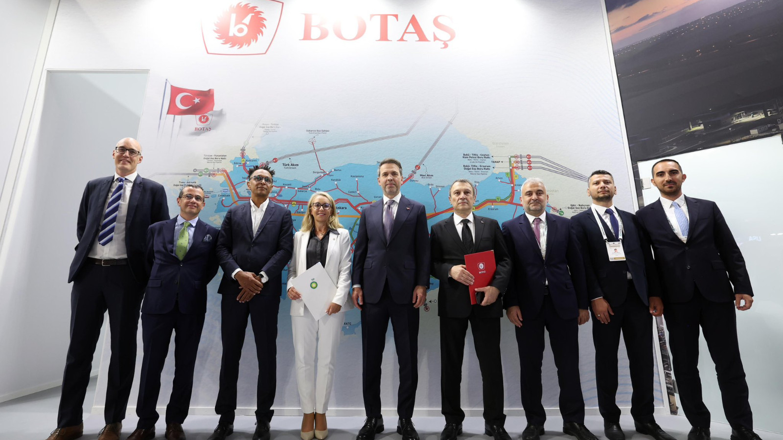 Bakan Bayraktar BOTAŞ ile BP arasındaki anlaşmayı duyurdu