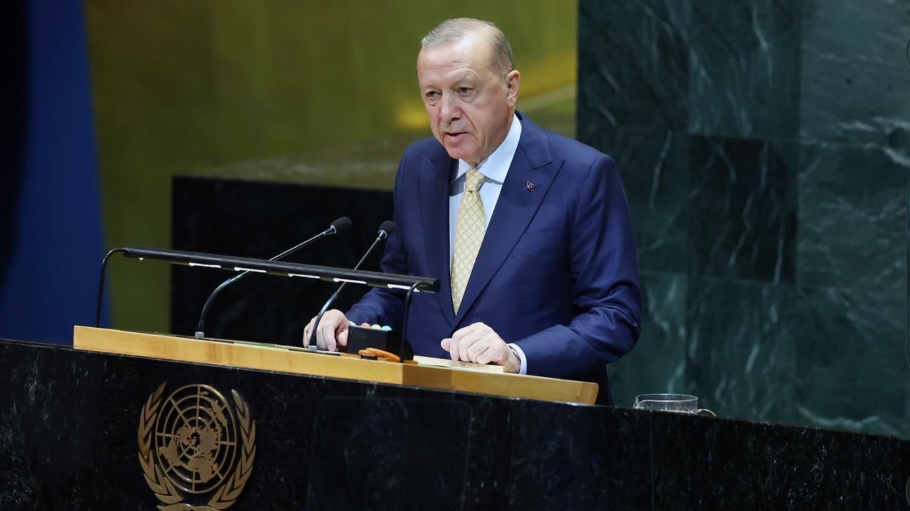 BM’de skandal: Erdoğan konuşurken mikrofonu kesildi, Saray’dan kasıt yok savunması geldi BM’de skandal: Erdoğan konuşurken mikrofonu kesildi, Saray’dan kasıt yok savunması geldi