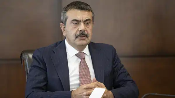 CHP’den Bakan Tekin’e ‘karma eğitim’ yanıtı: ‘Sizin ideolojik saplantınız!’ – Son Dakika Siyaset Haberleri