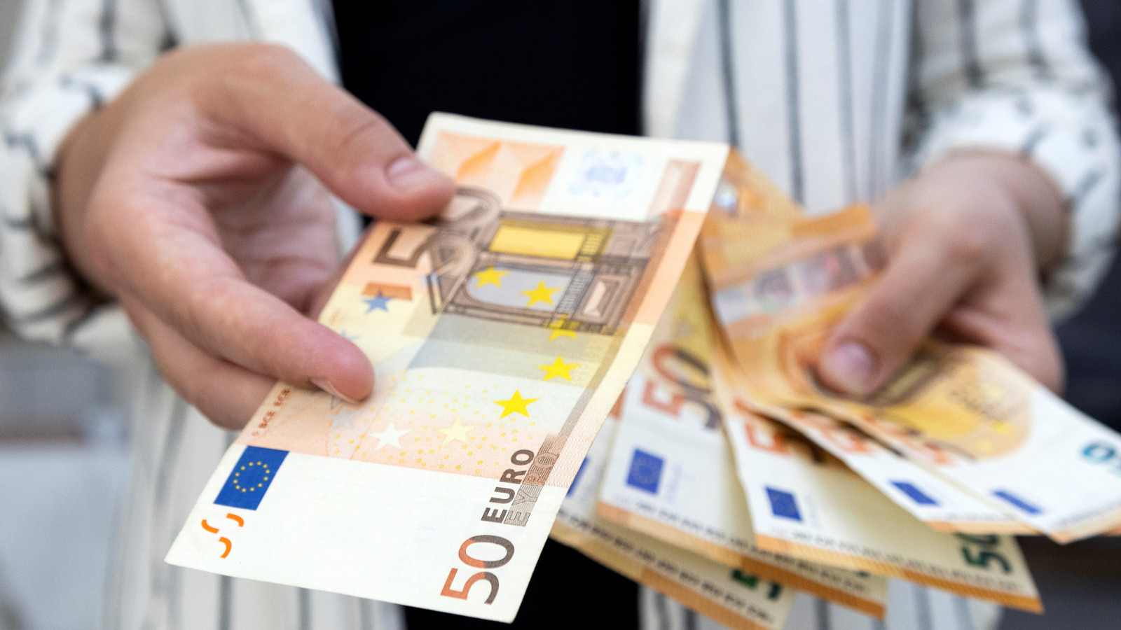 Euro bölgesinde enflasyon ağustosta arttı
