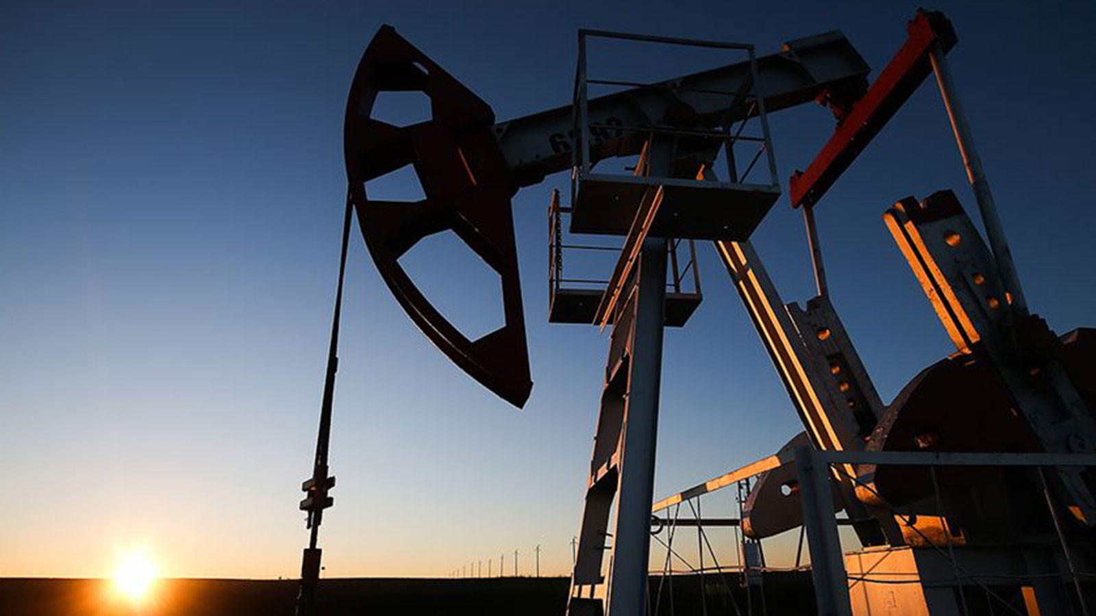 Petrol fiyatları yükselmeye devam ediyor