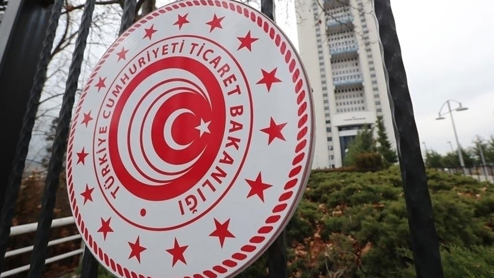 Kayıt dışılığı azaltarak sürdürülebilir büyümeyi sağlayacağız